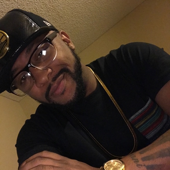 Meet your Posher, Dani - Picture 4 of 4